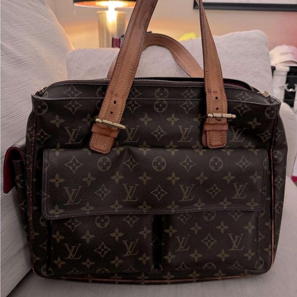 - Louis Vuitton Multipli Cite